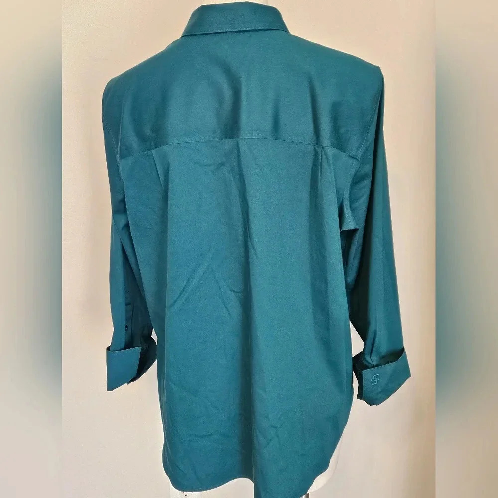 Chico's EUC Button Down Size 14 - image 4